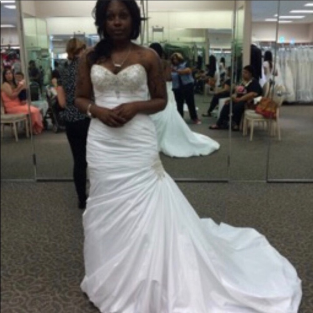 David’s bridal wedding gown.